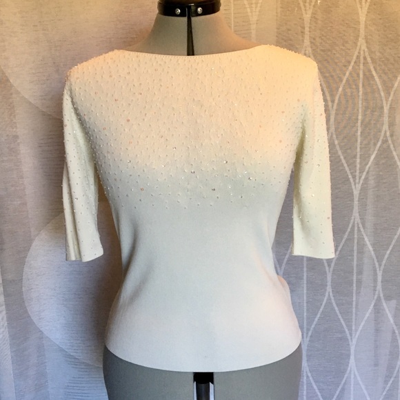 Beaded and sequin short sleeve blouse - Picture 2 of 6